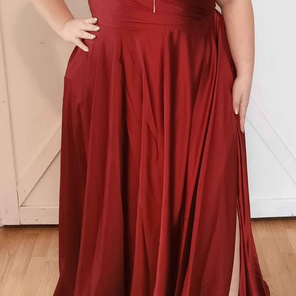 Prom/Pageant Dress - Picture 2 of 2